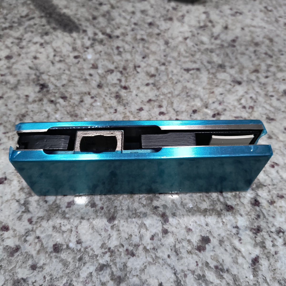 Top Patch Glass fitting SS Finish Item no. QBPF-3-SSS Qwell