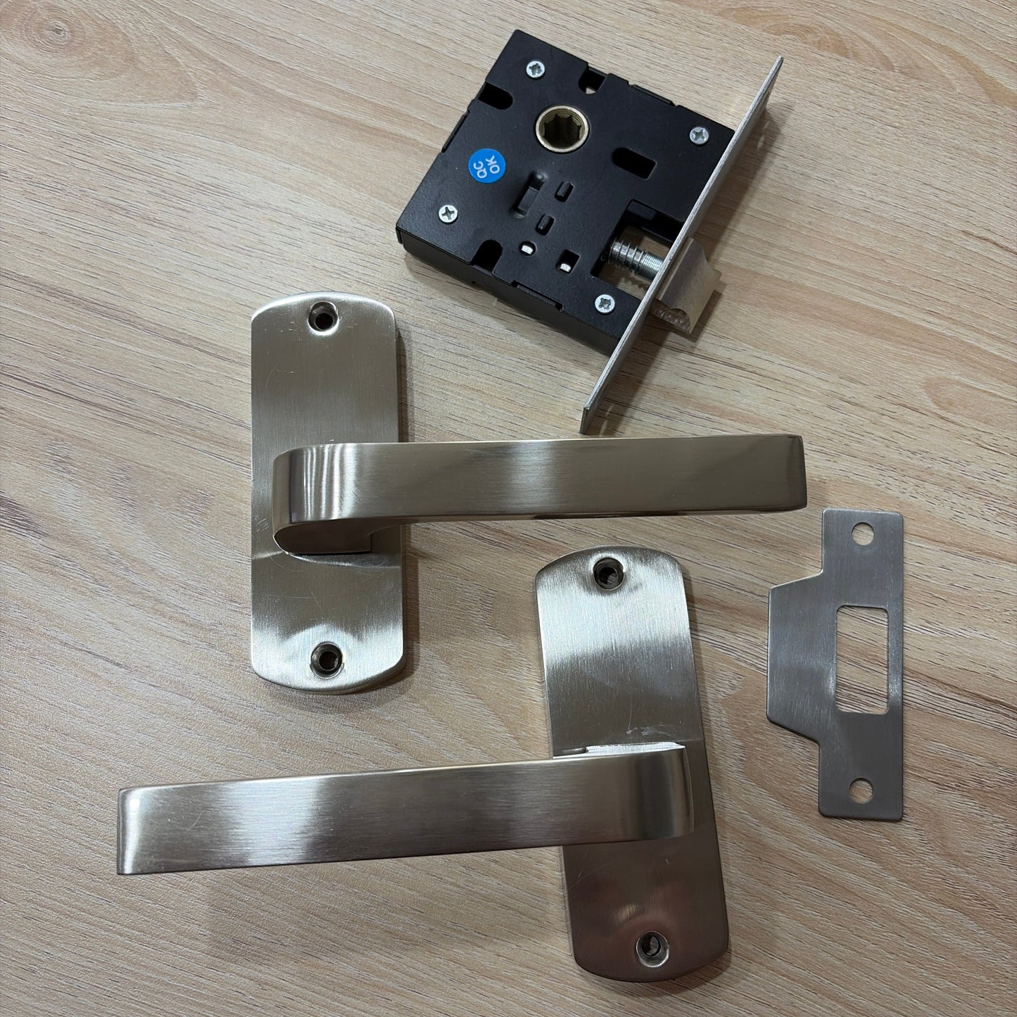 Europa Mortise Baby Lock Latch Combo Set 749SS Model B526B749SS Plate Latch 5"inch SS Finish