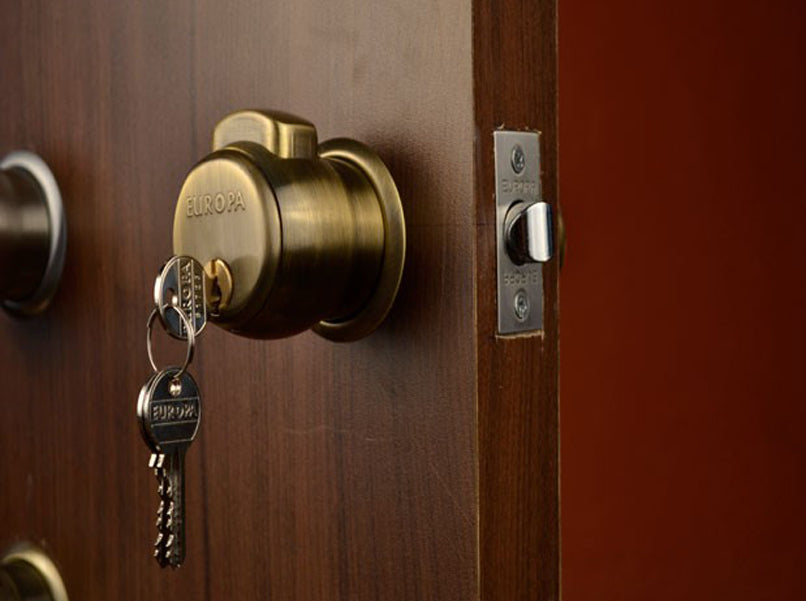 Europa Door Lock C120 Feather Touch with Key