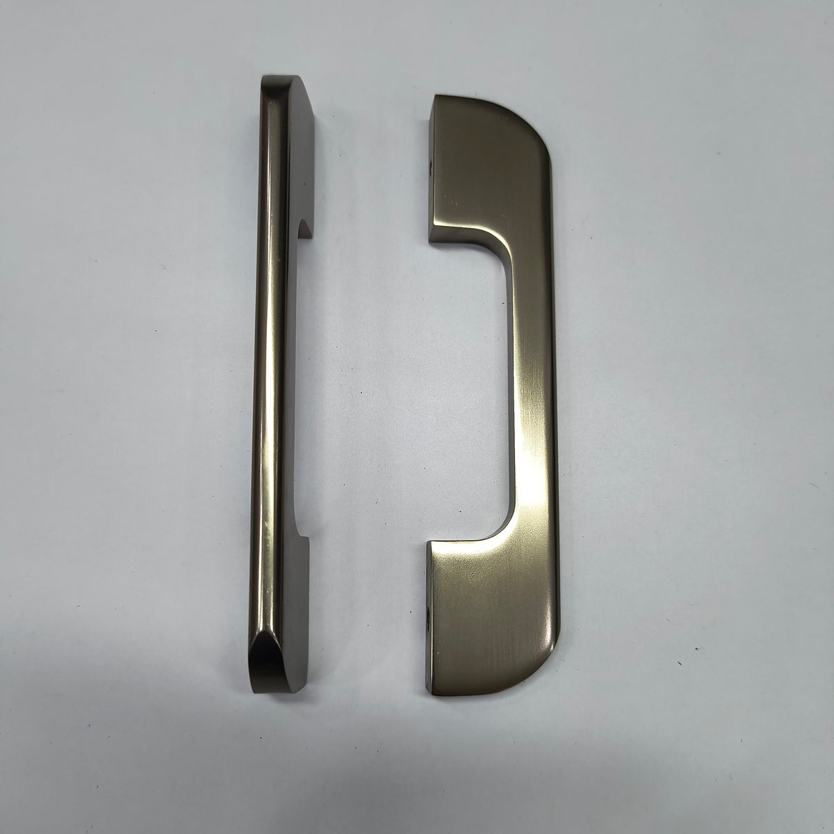 Cupboard Handle 302 HR