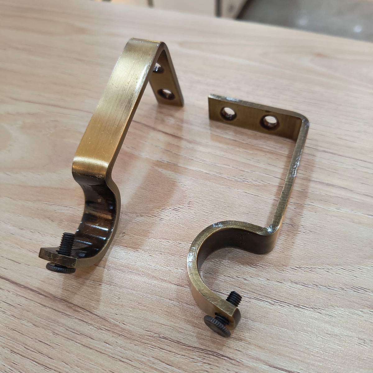 Curtain Bracket 4x16 Single Support Antique Finish Nextone